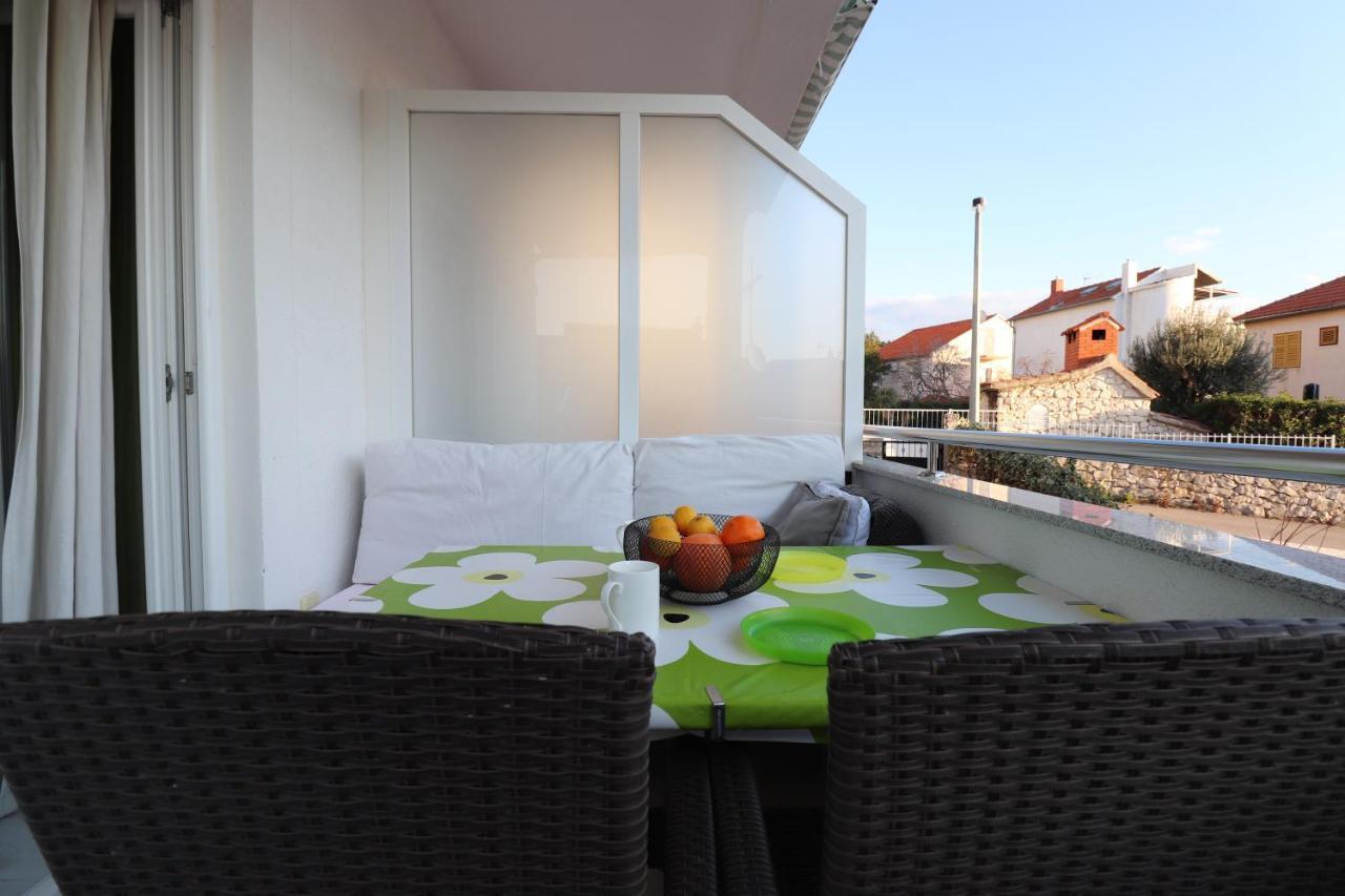 Charming Seaside Apartments Noa & Jakov, Zaboric Sibenik Extérieur photo