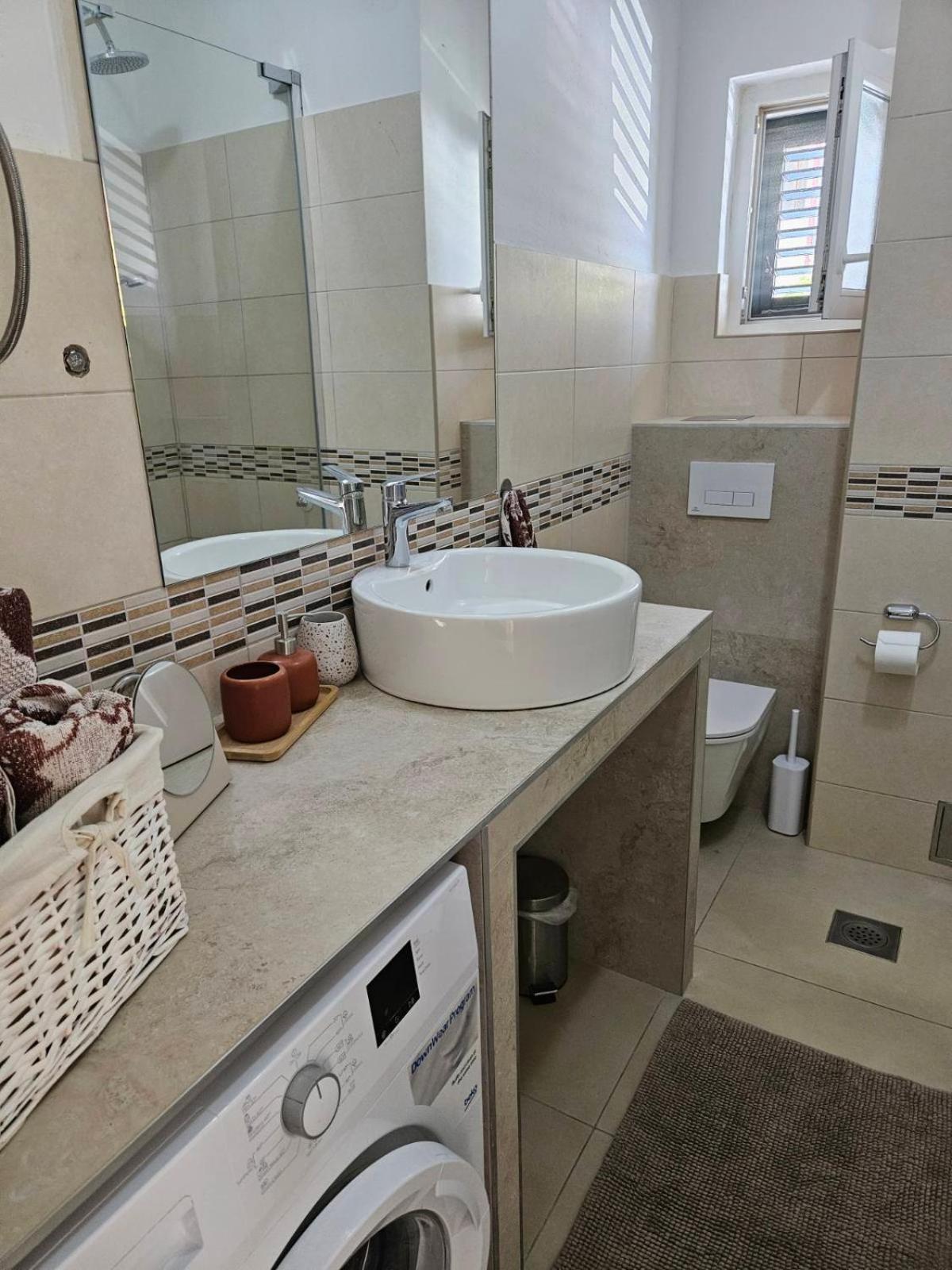 Charming Seaside Apartments Noa & Jakov, Zaboric Sibenik Extérieur photo