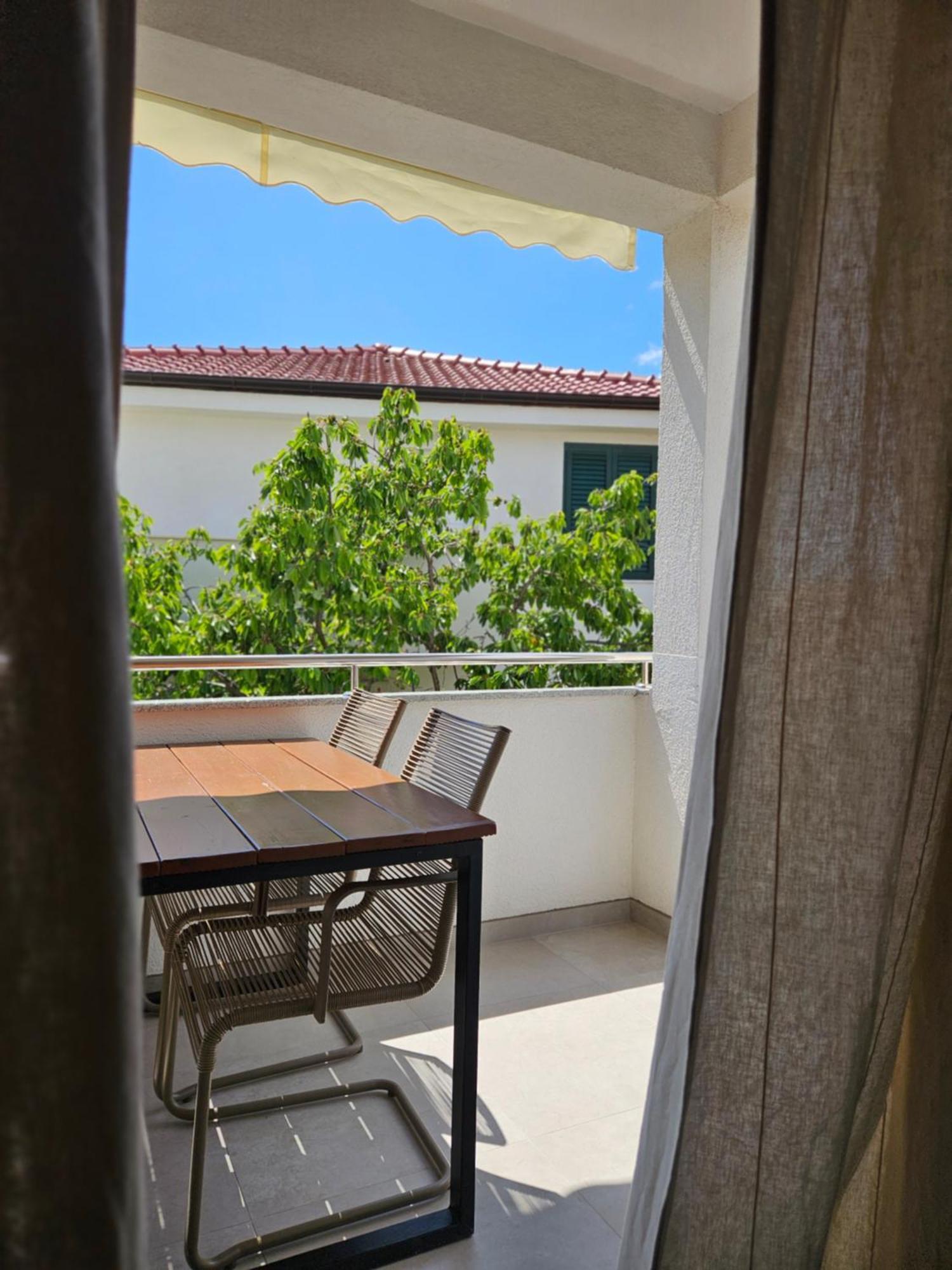 Charming Seaside Apartments Noa & Jakov, Zaboric Sibenik Extérieur photo