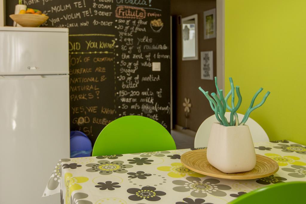 Charming Seaside Apartments Noa & Jakov, Zaboric Sibenik Extérieur photo